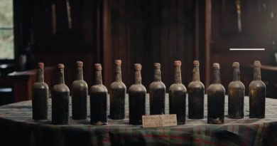 A világ legrégebbi whiskyje az Avalon Ristorante kínálatában. HOL Magazin 2023.