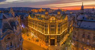 A Párisi Udvar Hotel Budapest nyerte el a „Hungary's Leading Luxury Hotel 2024” címet az idei World Travel Awards díjátadón. HOL Magazin 2024.