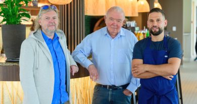 Gerendai Károly, olgár György, Rácz Jenő. Ypsilon Étterem. HOL Magazin 2025.