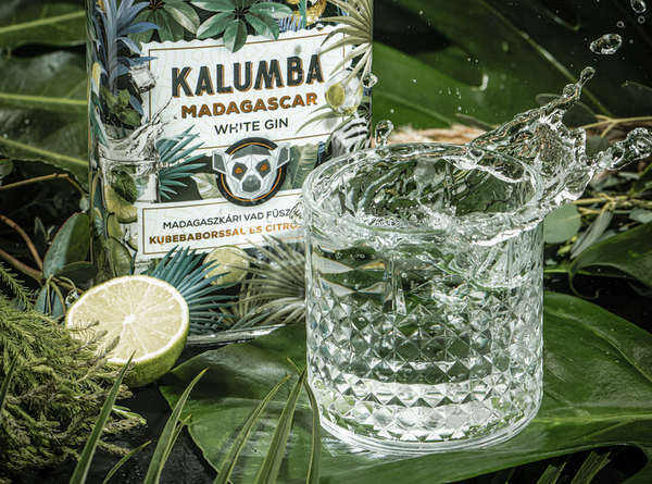 Kalumba White Gin Special Sleeve. HOL Magazin 2025.