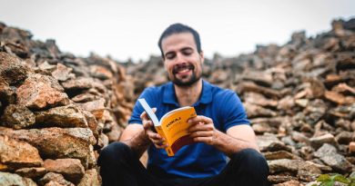Ripka Gergely. Nemzetközi díjat nyert a Tokaj Guide. HOL Magazin 2025.