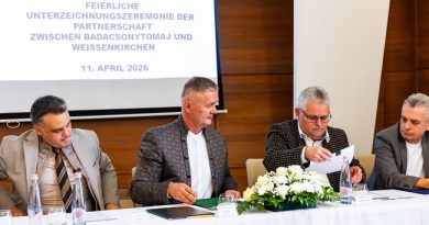 Restvérvárosi megállapodás Wachau és Badacsony között a Badacsony New Yorkban borrendezvény keretein belül. HOL Magazin 2026.