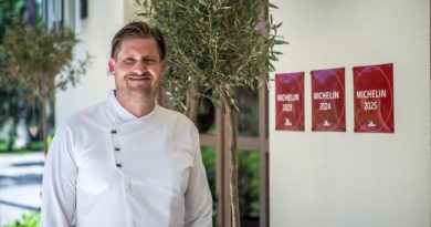 10 éves a dánszentmiklósi Botanica Étterem. Munk Tamás Chef. HOL Magazin 2026.