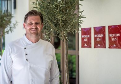 10 éves a dánszentmiklósi Botanica Étterem. Munk Tamás Chef. HOL Magazin 2026.