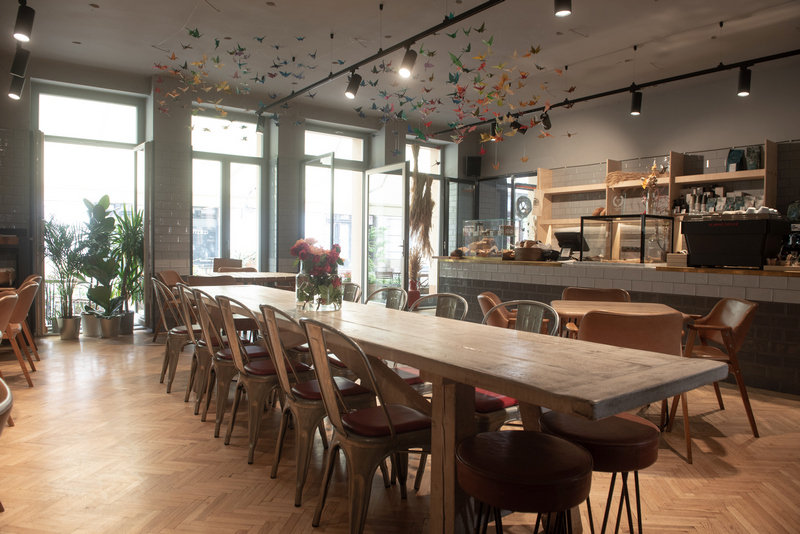 A pécsi Morzsa is a Dining Guide legjobb vidéki éttermei között. HOL Magazin 2026.